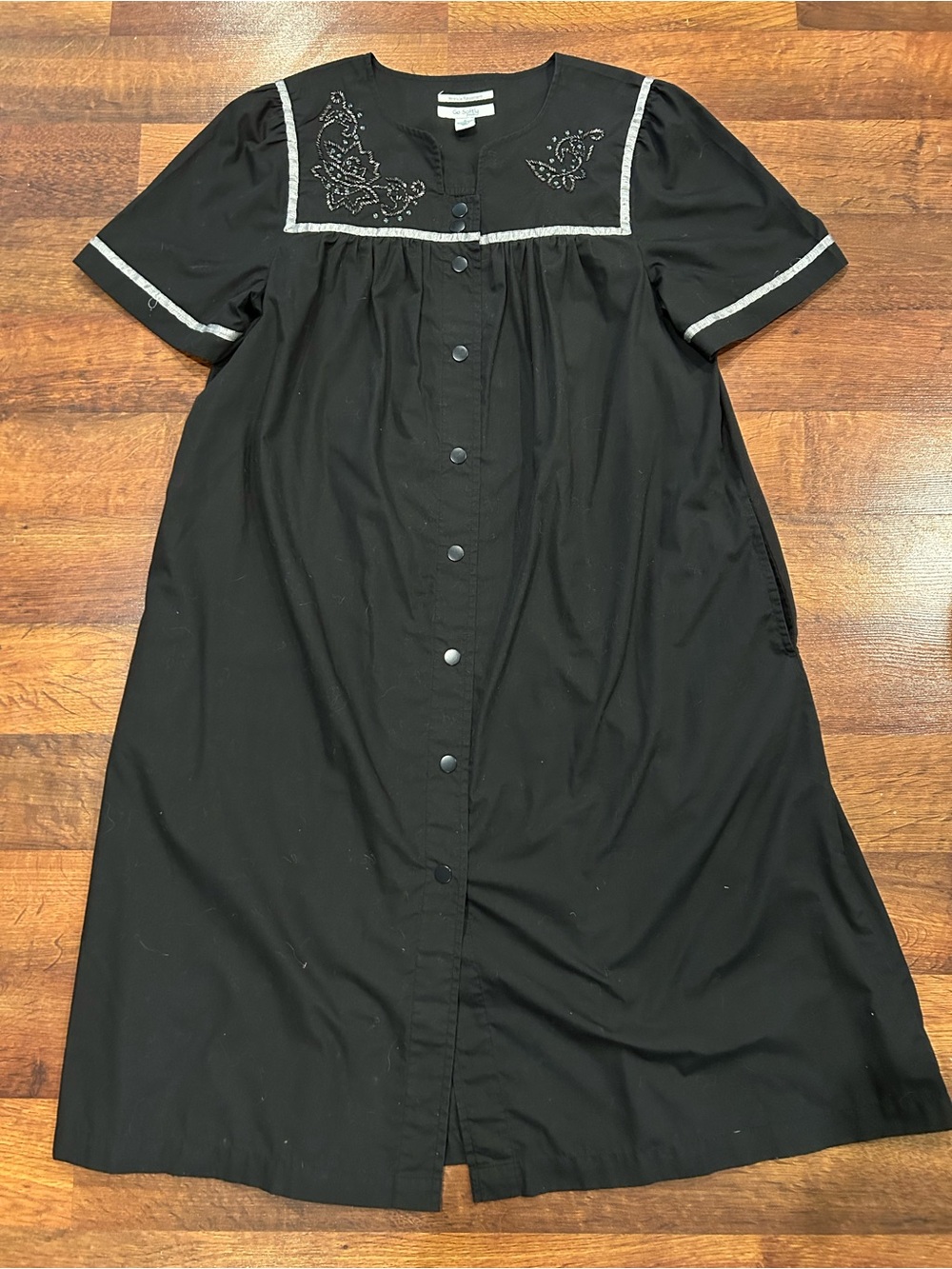 Vintage Go Softly Patio House Dress Black Embroidered Beaded Full Snap Small